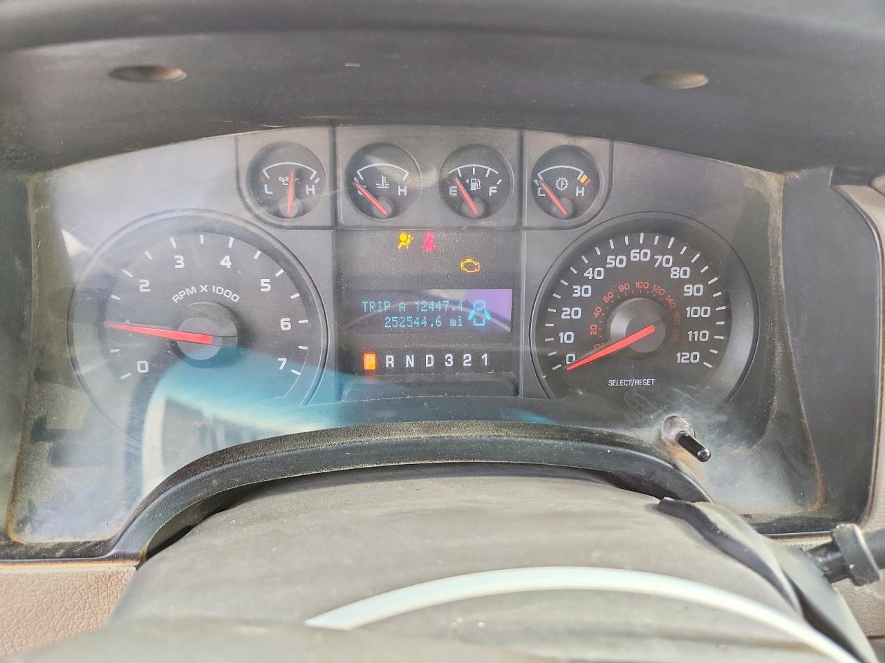 2009 Ford F150 Белый vin: 1FTRF12879KB57511