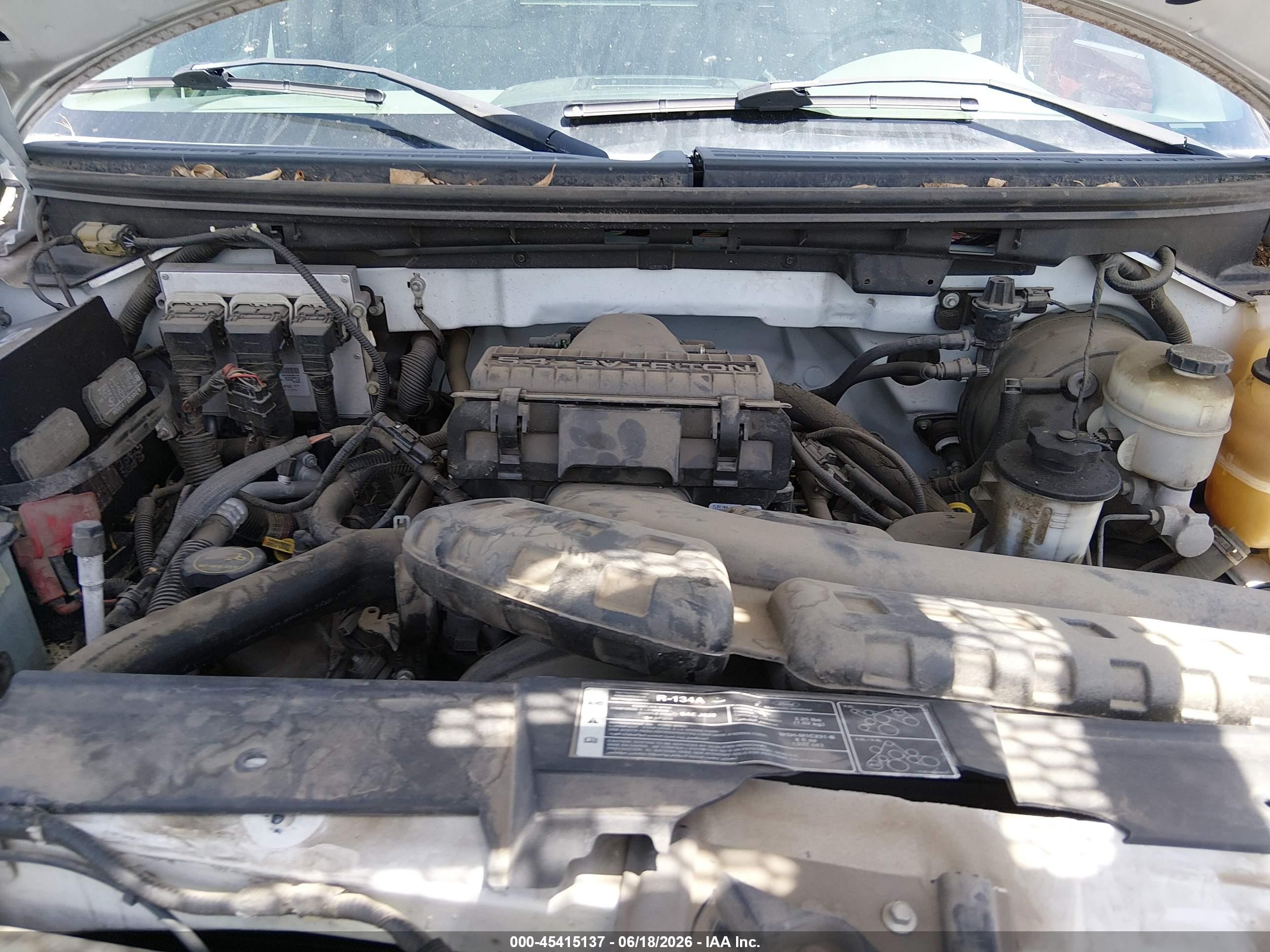 2007 Ford F-150 Stx/xl/xlt White vin: 1FTRF12V47KB92459