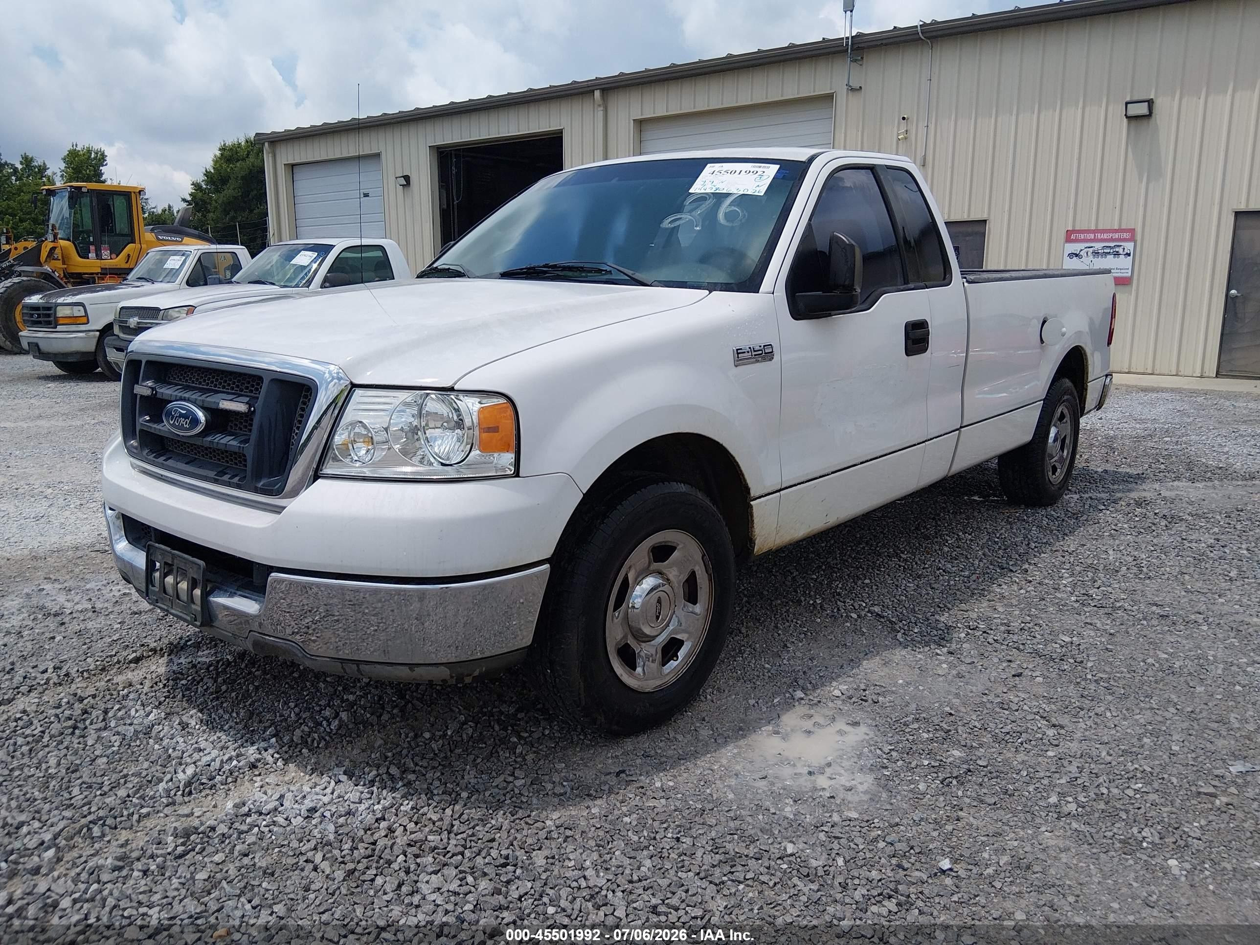 2004 Ford F-150 Stx/xl/xlt Белый vin: 1FTRF12W04NC65443
