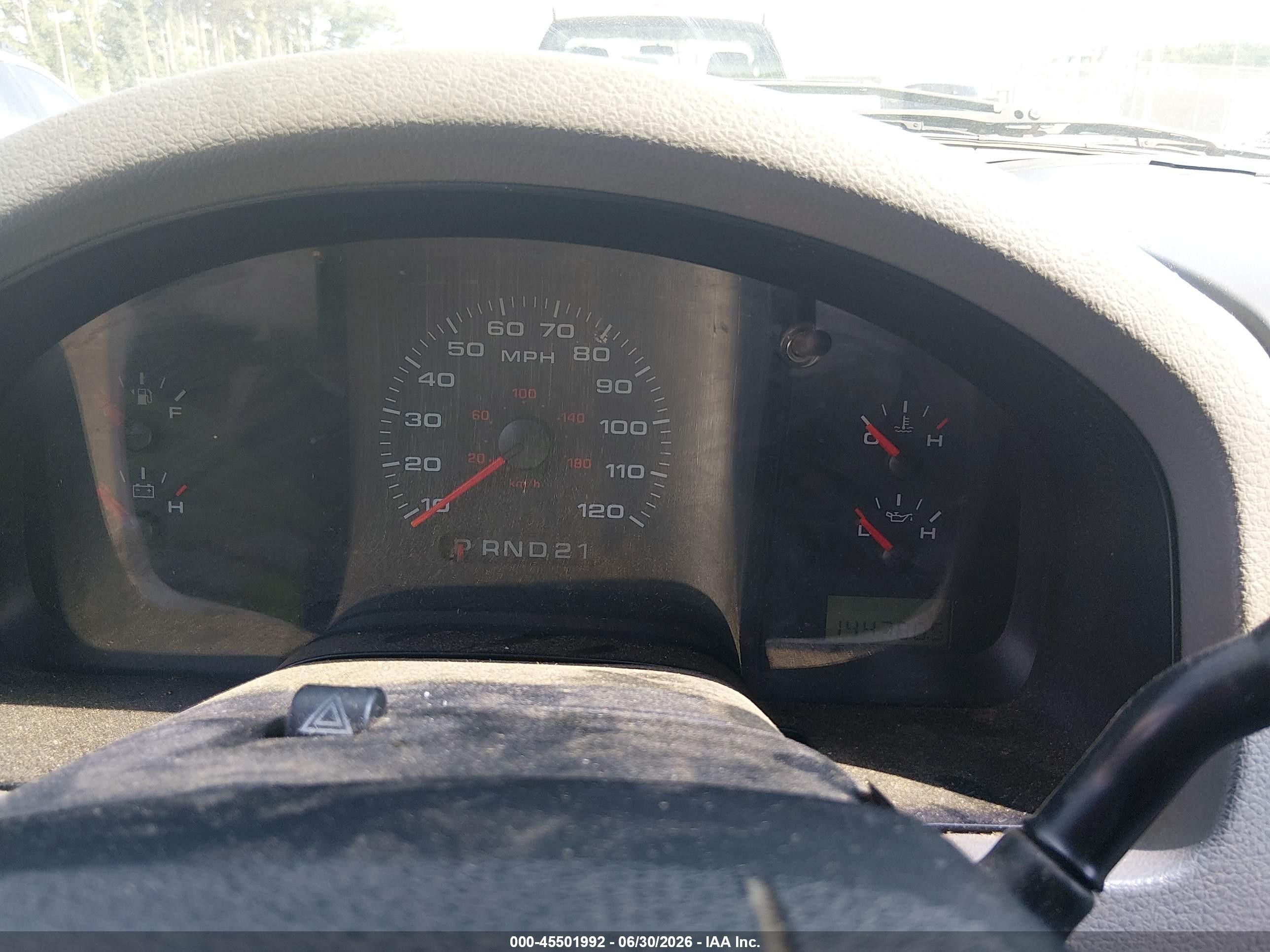 2004 Ford F-150 Stx/xl/xlt Белый vin: 1FTRF12W04NC65443