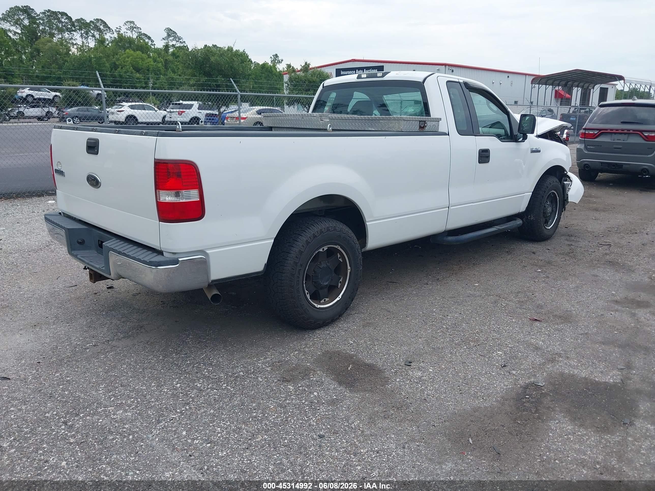 2004 Ford F-150 Stx/xl/xlt White vin: 1FTRF12W14NA52162