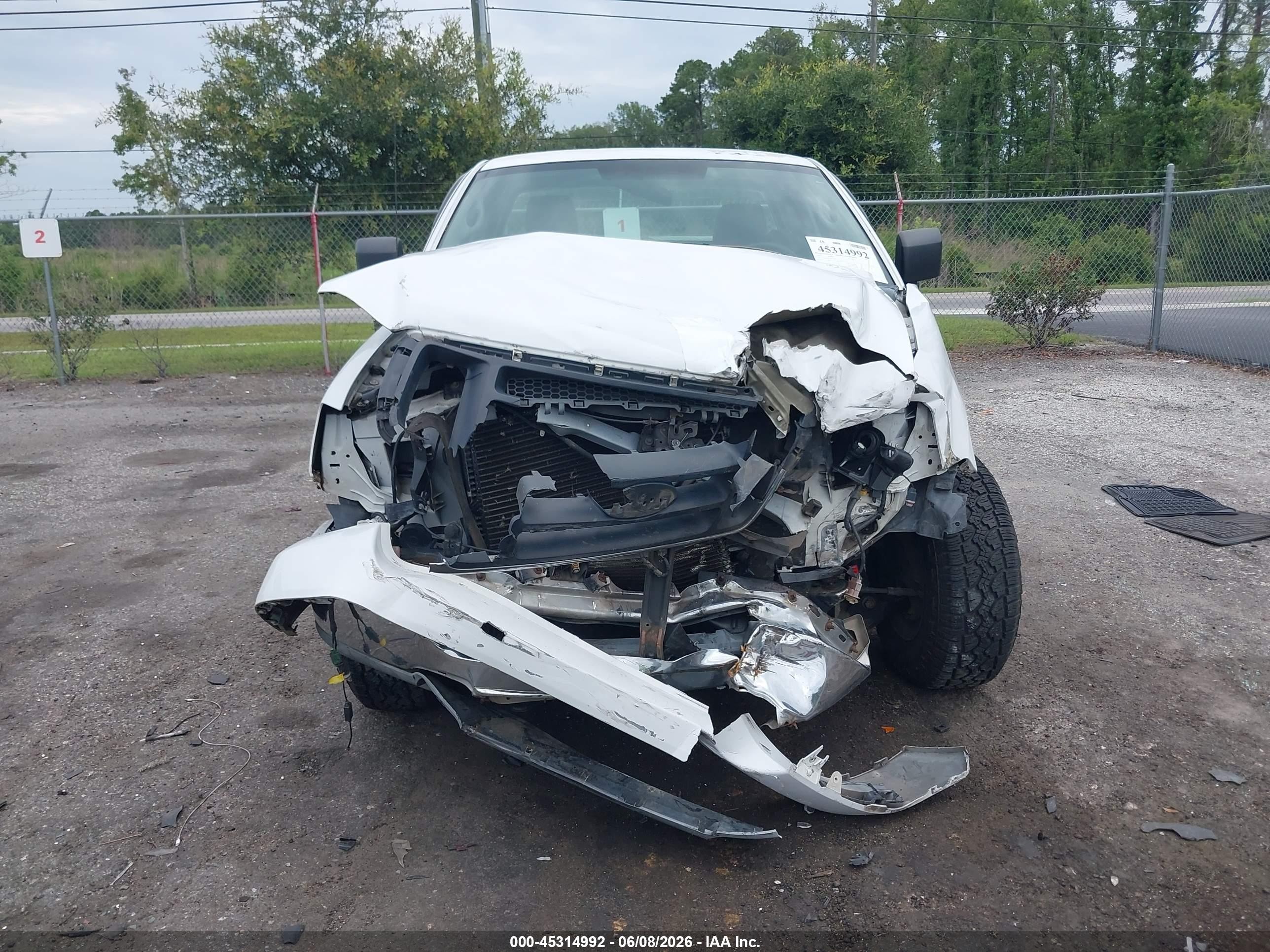 2004 Ford F-150 Stx/xl/xlt White vin: 1FTRF12W14NA52162