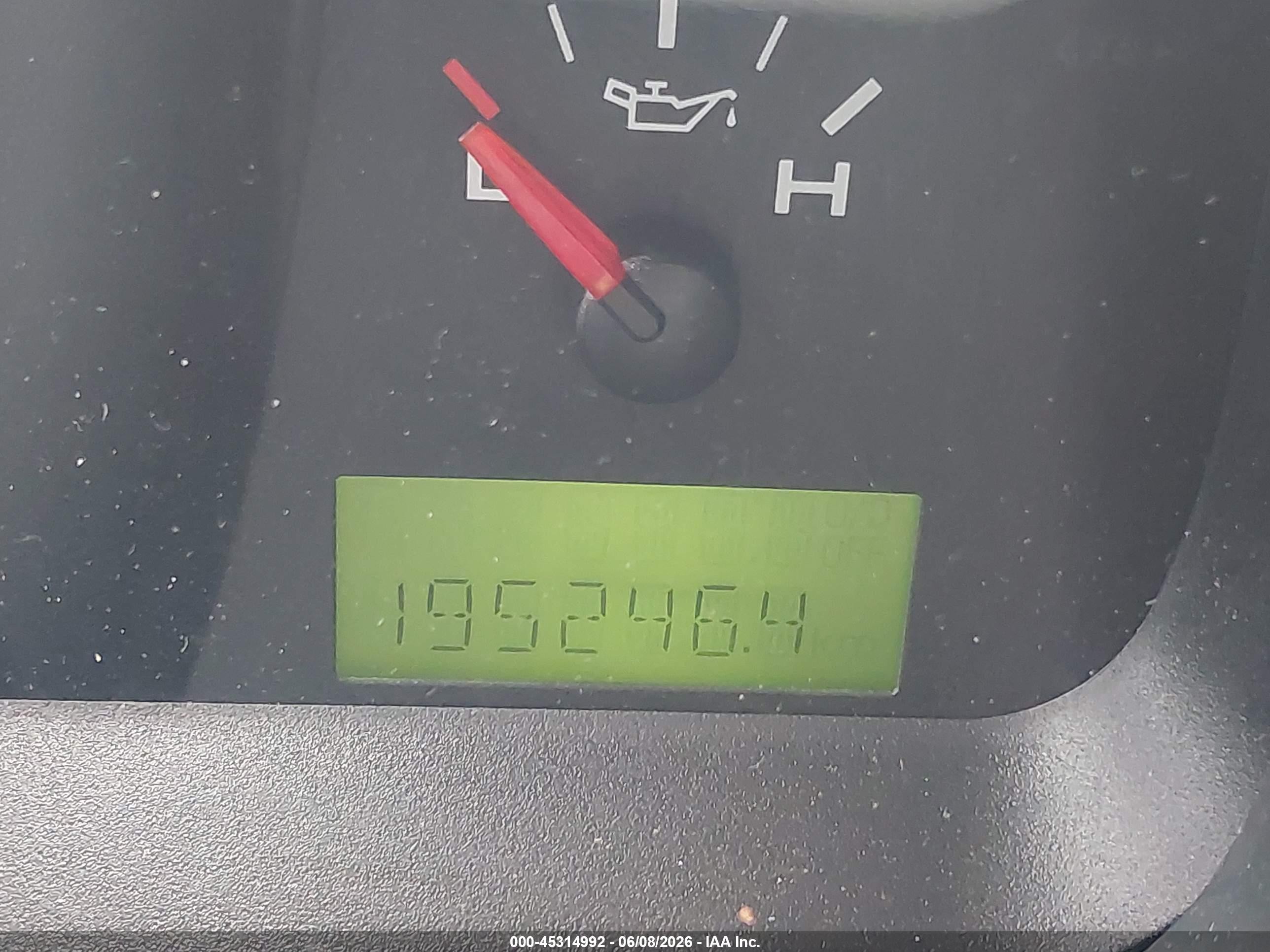 2004 Ford F-150 Stx/xl/xlt White vin: 1FTRF12W14NA52162