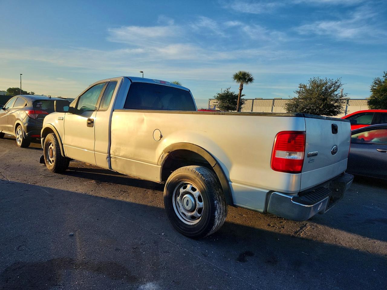 2004 Ford F150 Silver vin: 1FTRF12W14NB13199