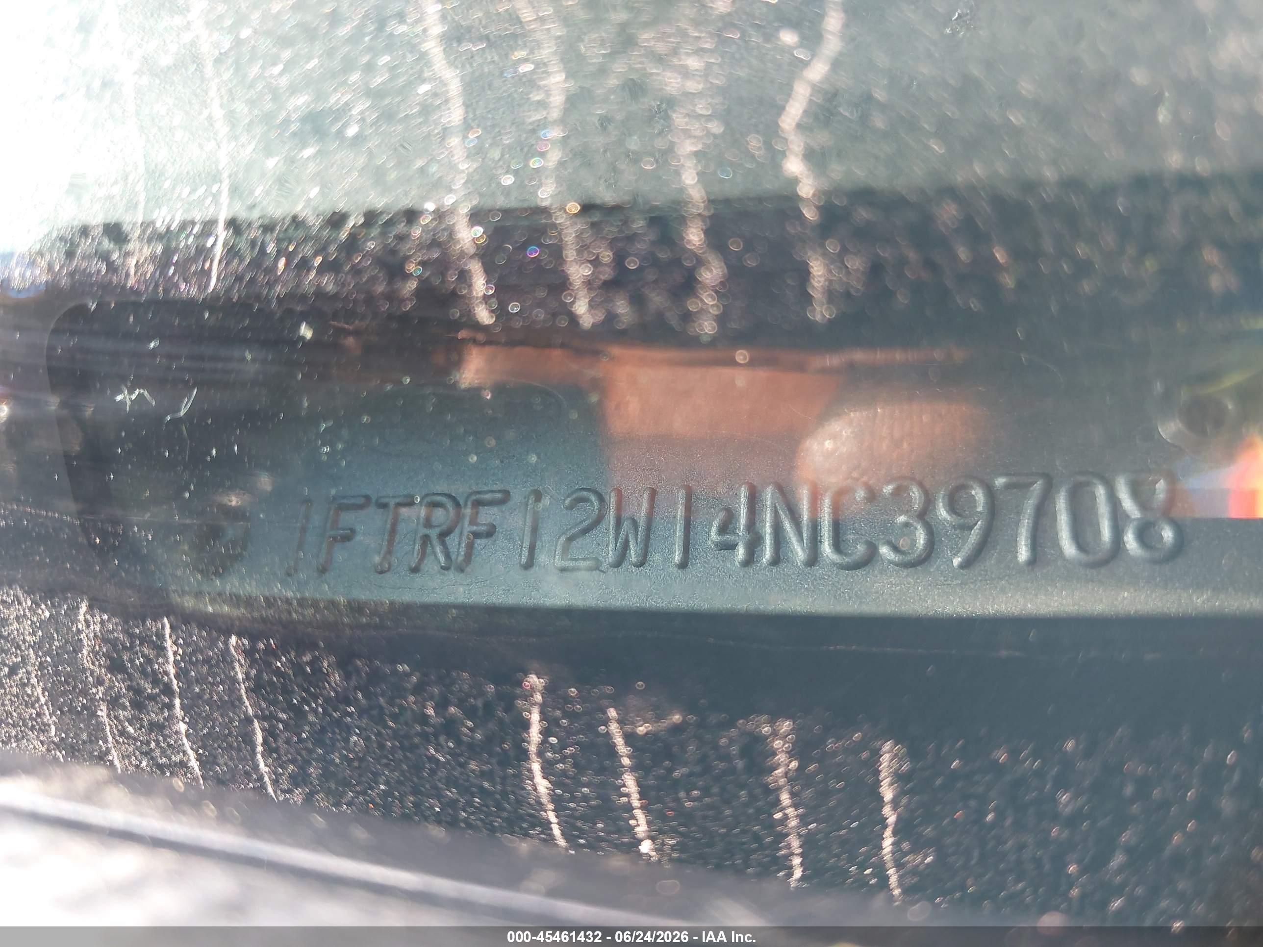 2004 Ford F-150 Stx/xl/xlt Бордовый vin: 1FTRF12W14NC39708