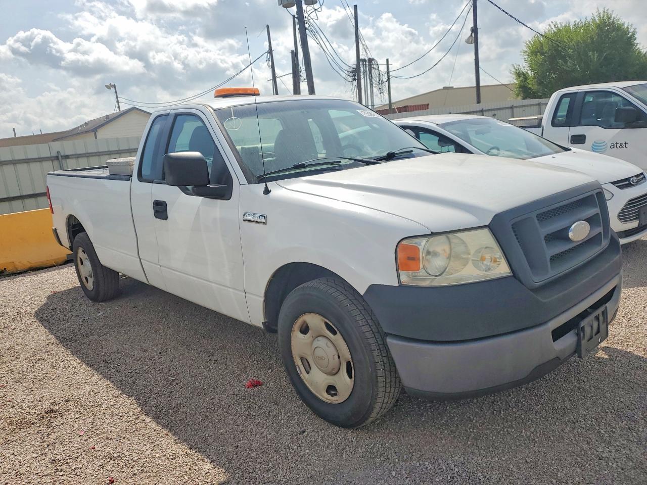 2007 Ford F150 White vin: 1FTRF12W17KD54167