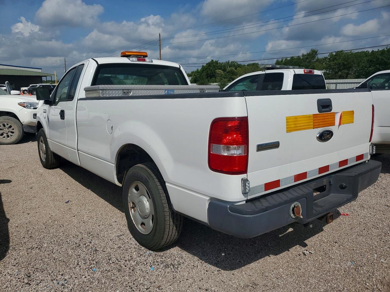 2007 Ford F150 White vin: 1FTRF12W17KD54167