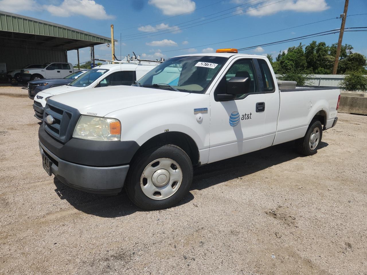2007 Ford F150 White vin: 1FTRF12W17KD54167 Damage: Left Front Fender, Hole(S), 3 To 4 Inches