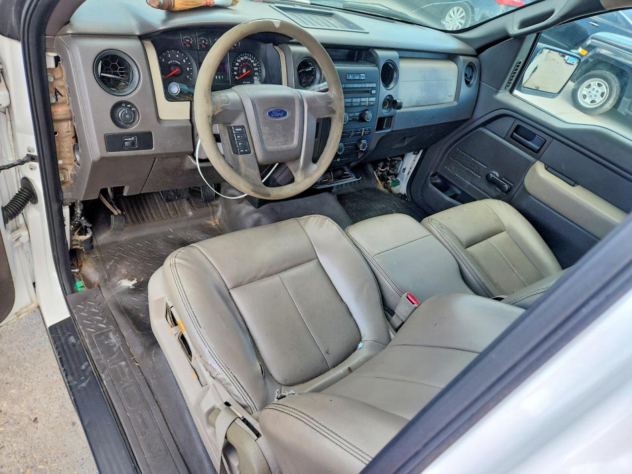 2009 Ford F150 Белый vin: 1FTRF12W19KB51119