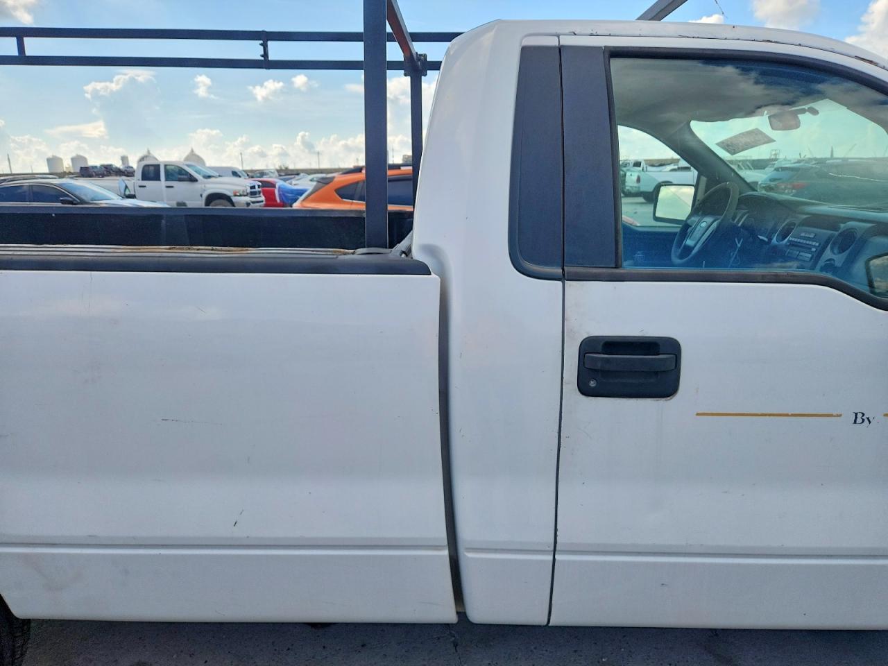2009 Ford F150 Белый vin: 1FTRF12W19KB51119