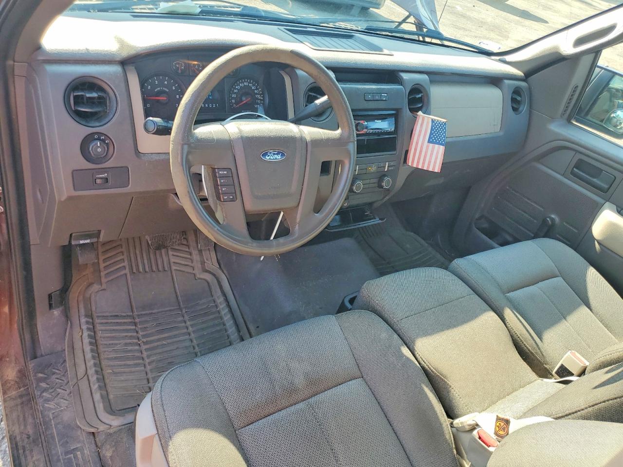 2009 Ford F150 Burgundy vin: 1FTRF12W19KC07012