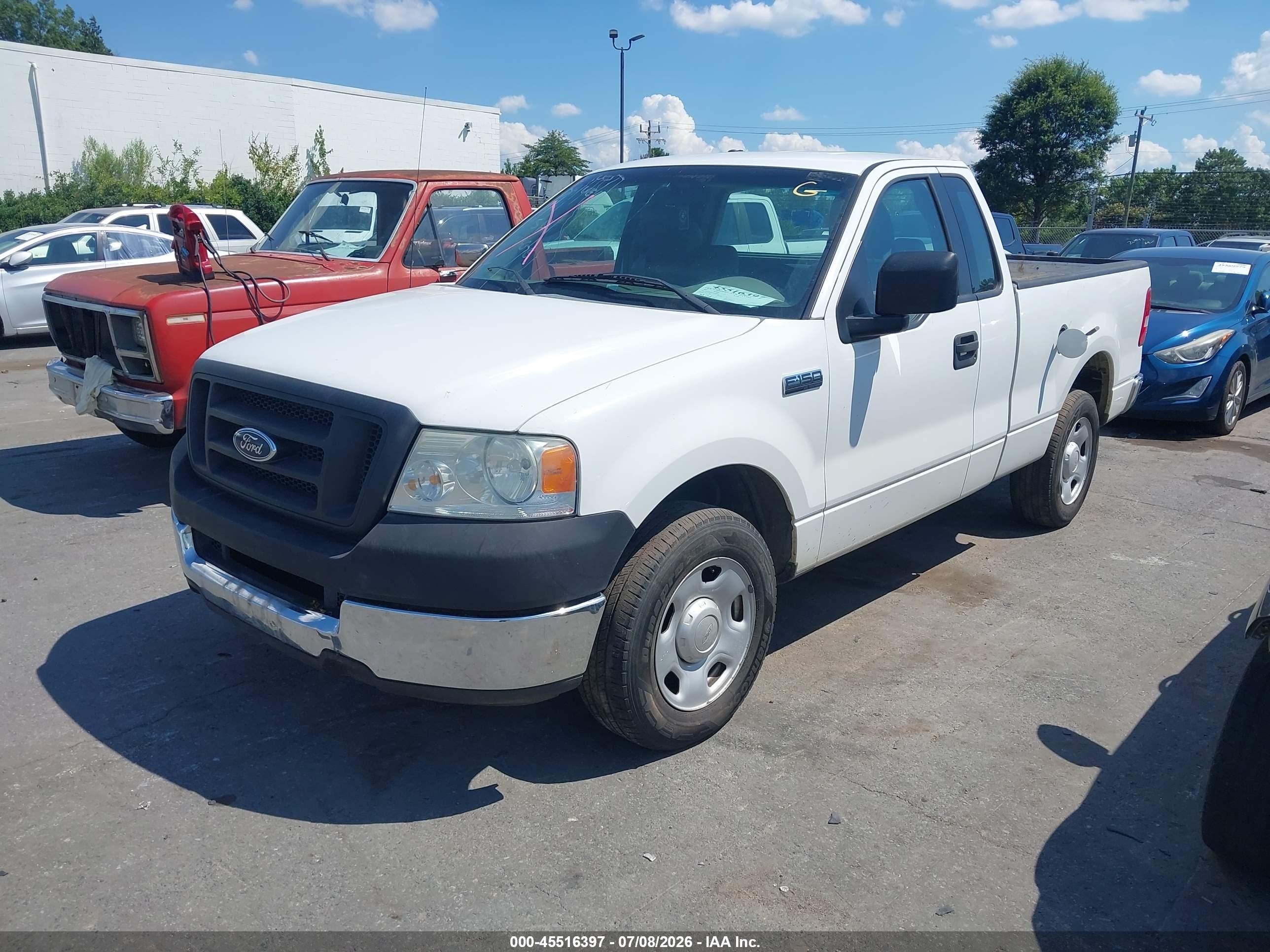 2005 Ford F-150 Stx/xl/xlt White vin: 1FTRF12W25NB49047