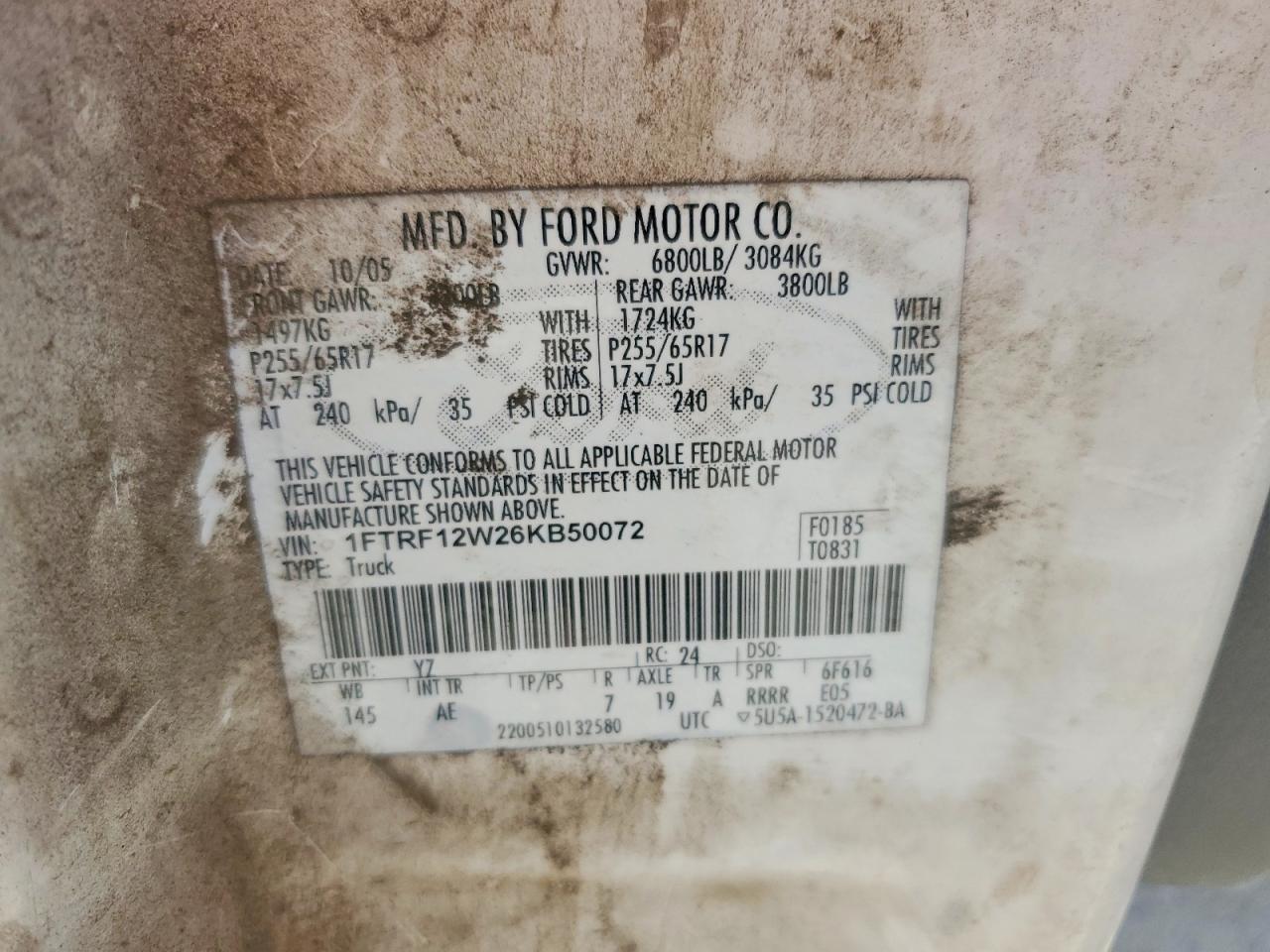 2006 Ford F150 White vin: 1FTRF12W26KB50072
