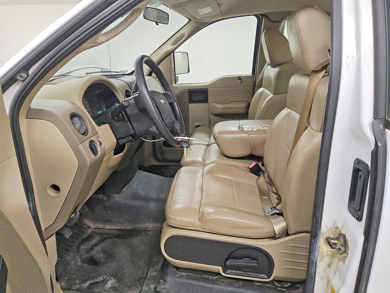 2007 Ford F150 Белый vin: 1FTRF12W27KD54209