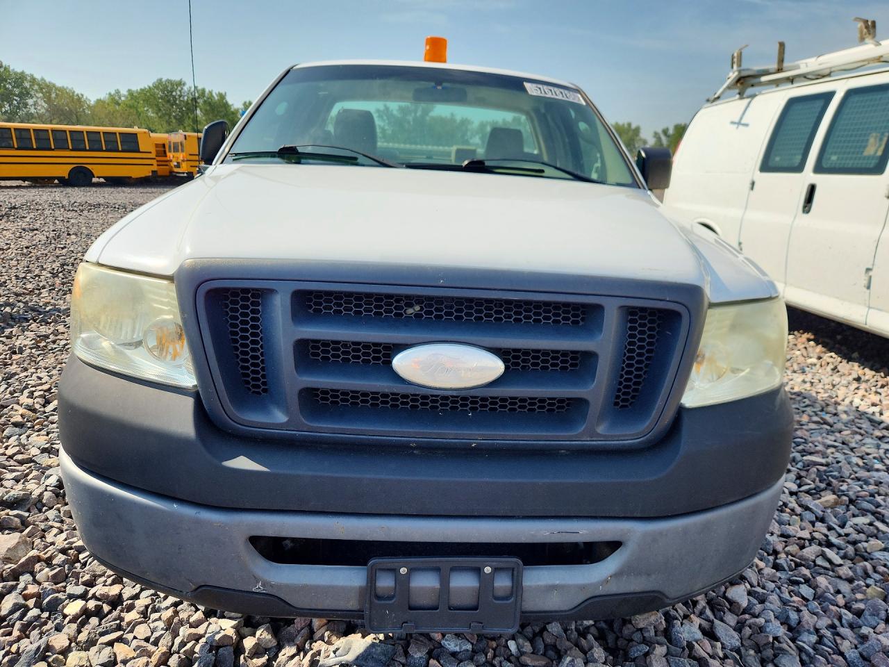 2007 Ford F150 Белый vin: 1FTRF12W27NA77401