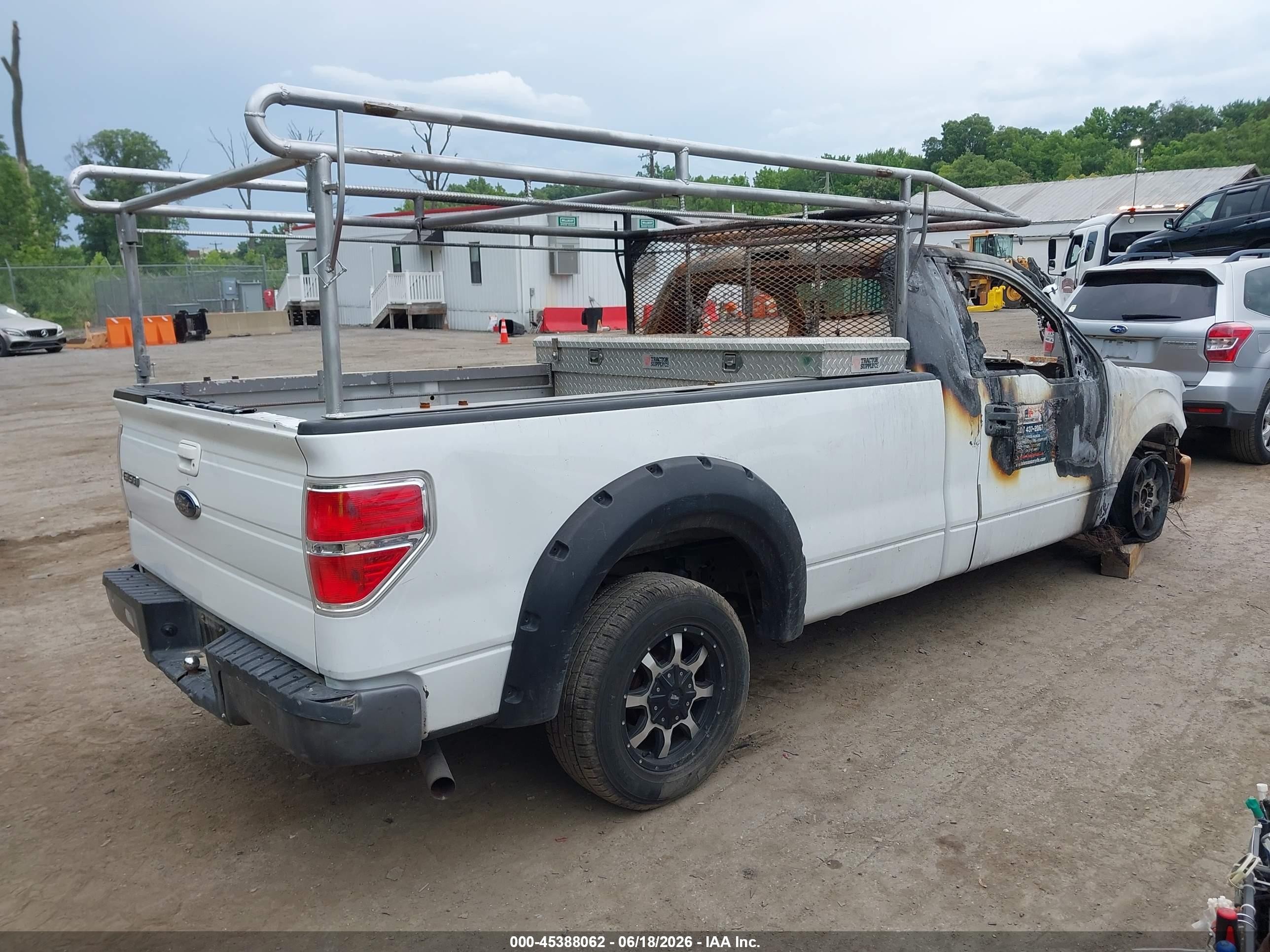 2009 Ford F-150   White vin: 1FTRF12W29KB42669