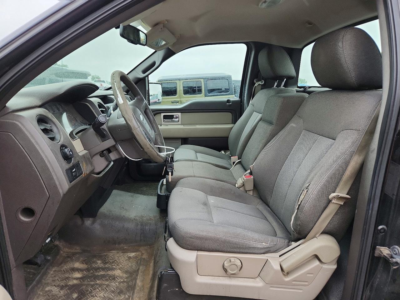 2009 Ford F150 Black vin: 1FTRF12W29KB90575
