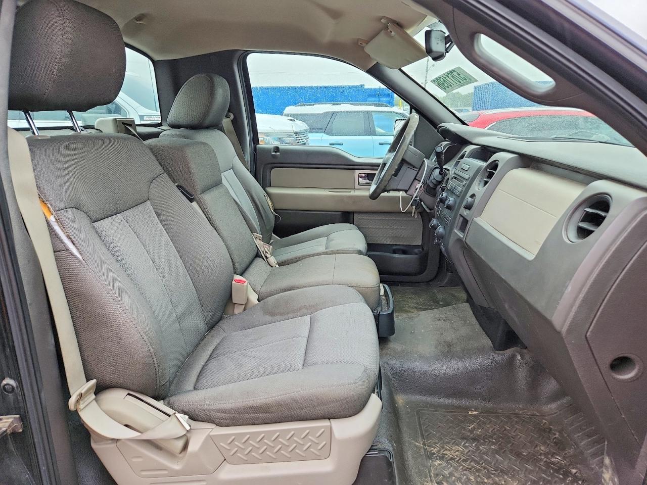 2009 Ford F150 Black vin: 1FTRF12W29KB90575