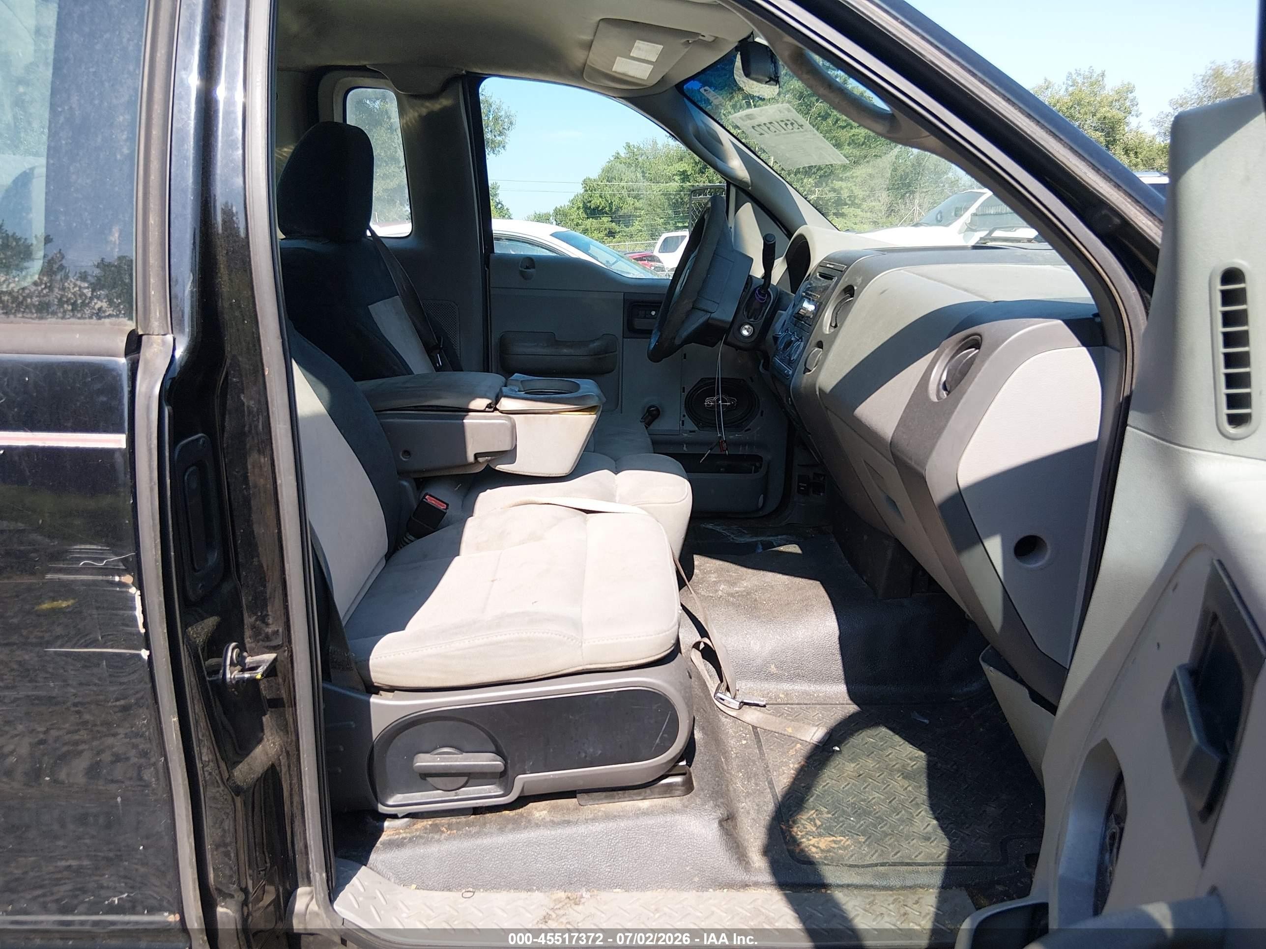 2004 Ford F-150 Stx/xl/xlt Black vin: 1FTRF12W34NC21405