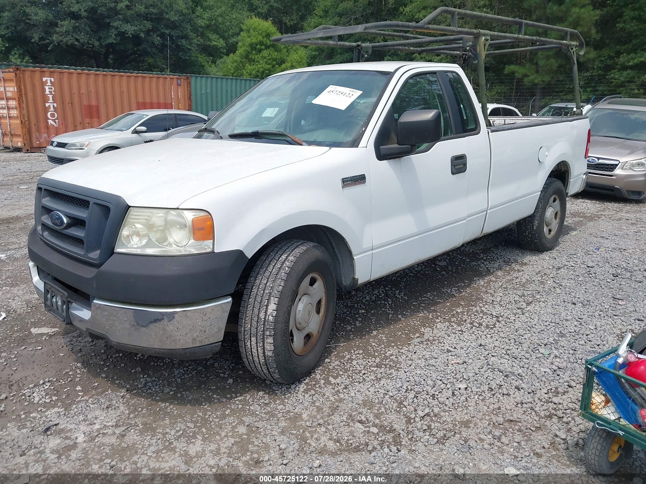 2005 Ford F150   White vin: 1FTRF12W35NA90185