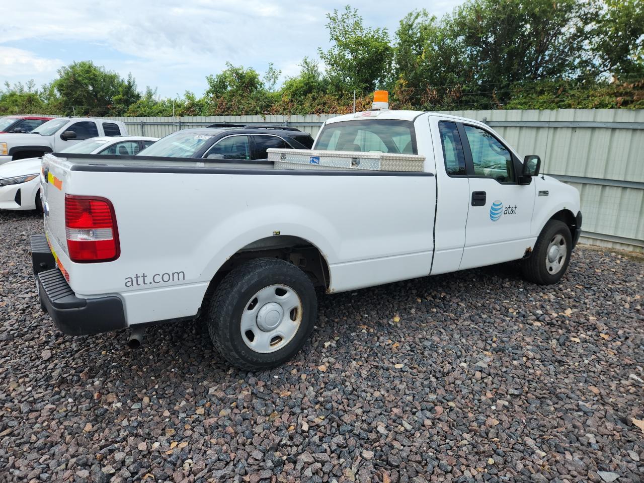 2007 Ford F150 Белый vin: 1FTRF12W37NA77424 Damage: Right Bed Side, Multiple Scratches Heavy, 3
