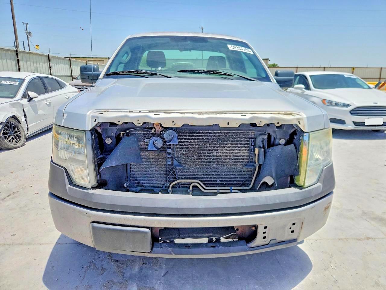 2009 Ford F150 Silver vin: 1FTRF12W39KB14685