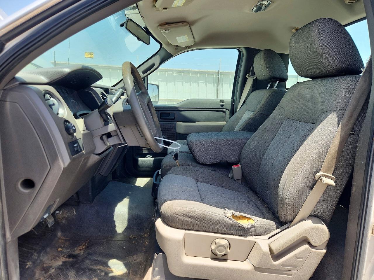 2009 Ford F150 Silver vin: 1FTRF12W39KB14685