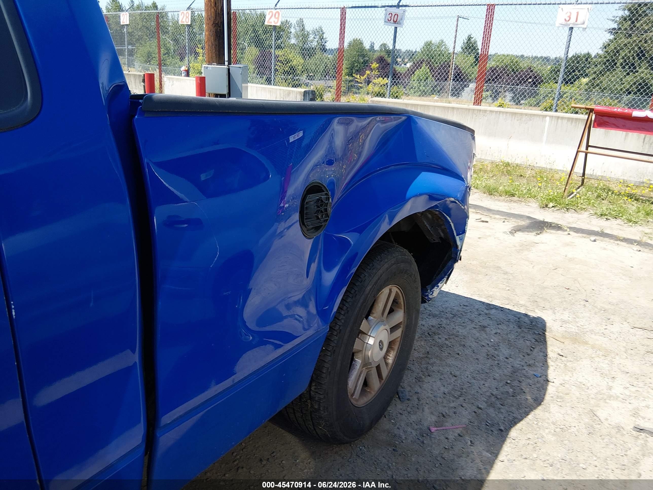 2009 Ford F-150 Stx/xl/xl W/midbox Prep/xlt/xlt W/midbox Prep Blue vin: 1FTRF12W39KB83022