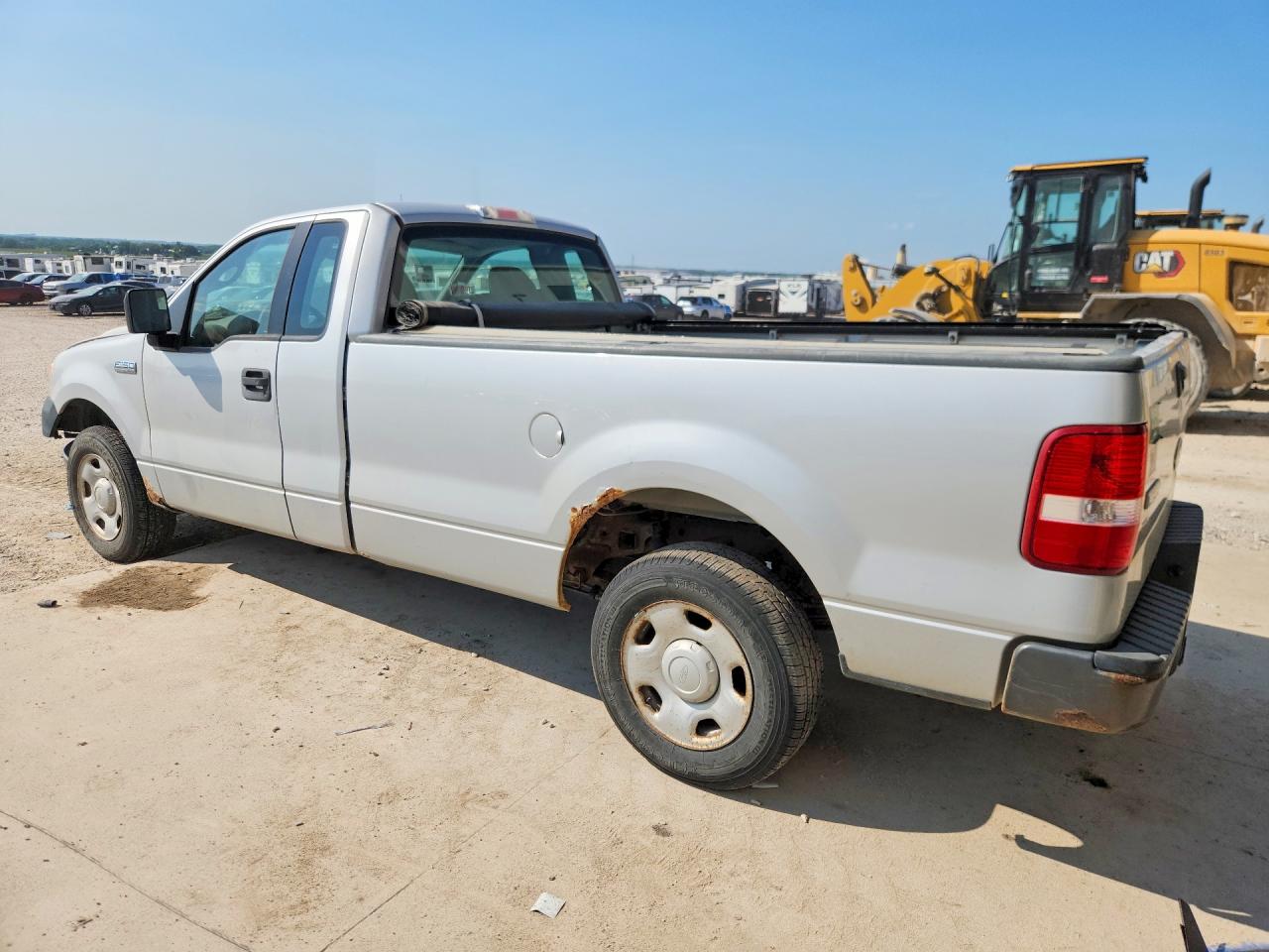 2005 Ford F150 Silver vin: 1FTRF12W45NA34773