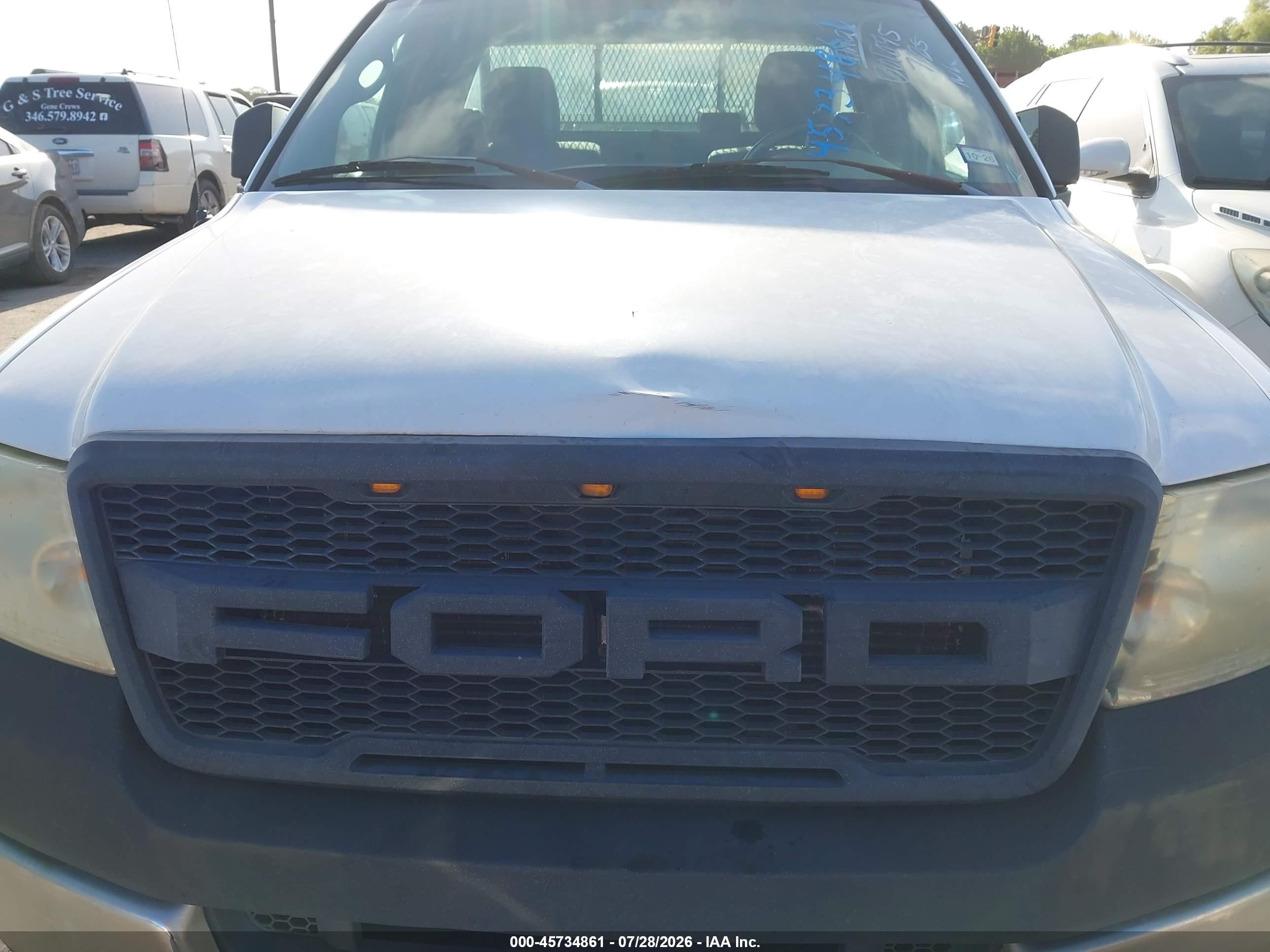 2005 Ford F-150 Stx/xl/xlt Белый vin: 1FTRF12W45NB01095