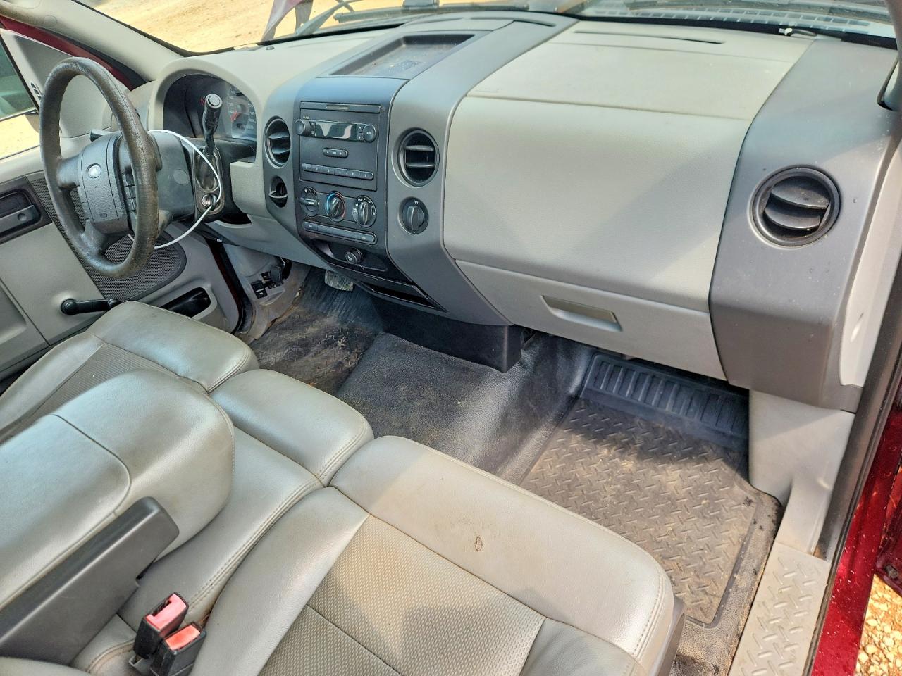 2005 Ford F150 Purple vin: 1FTRF12W45NB69803