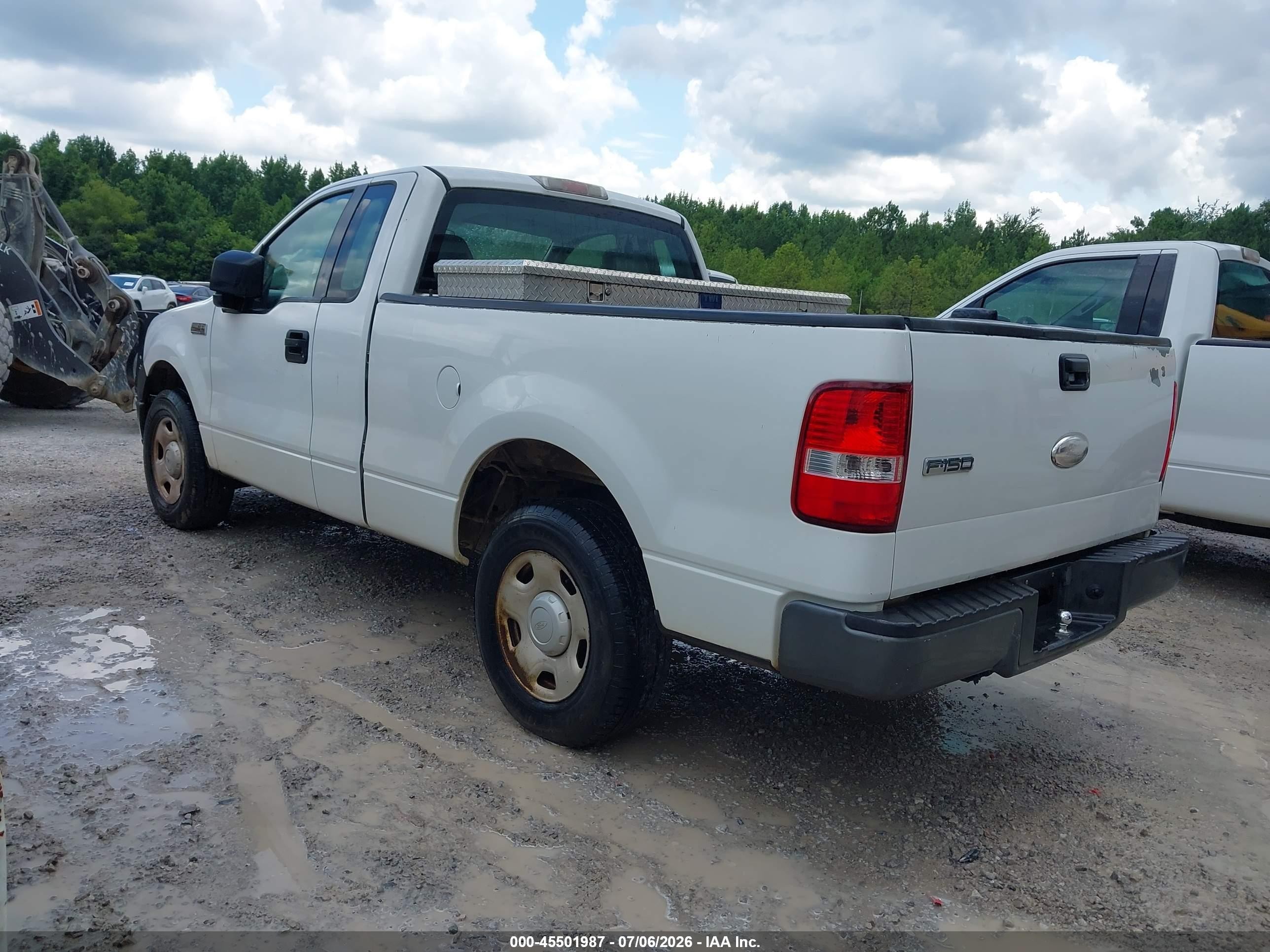 2007 Ford F-150 Stx/xl/xlt Белый vin: 1FTRF12W47NA74077