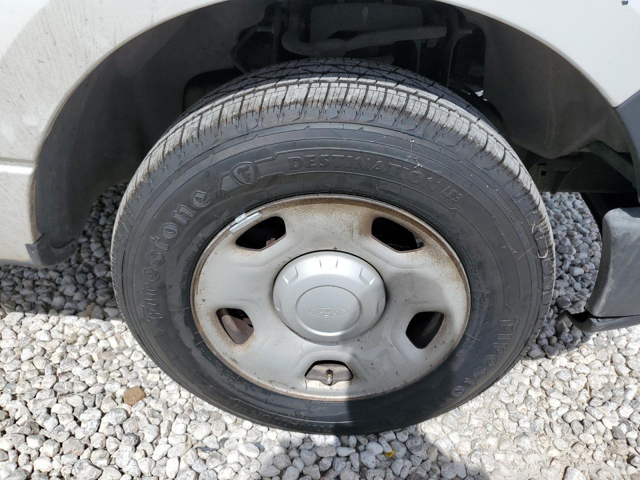 2008 Ford F150 Белый vin: 1FTRF12W48KB28951 Damage: Right Front Wheel, Rust, Repair Required