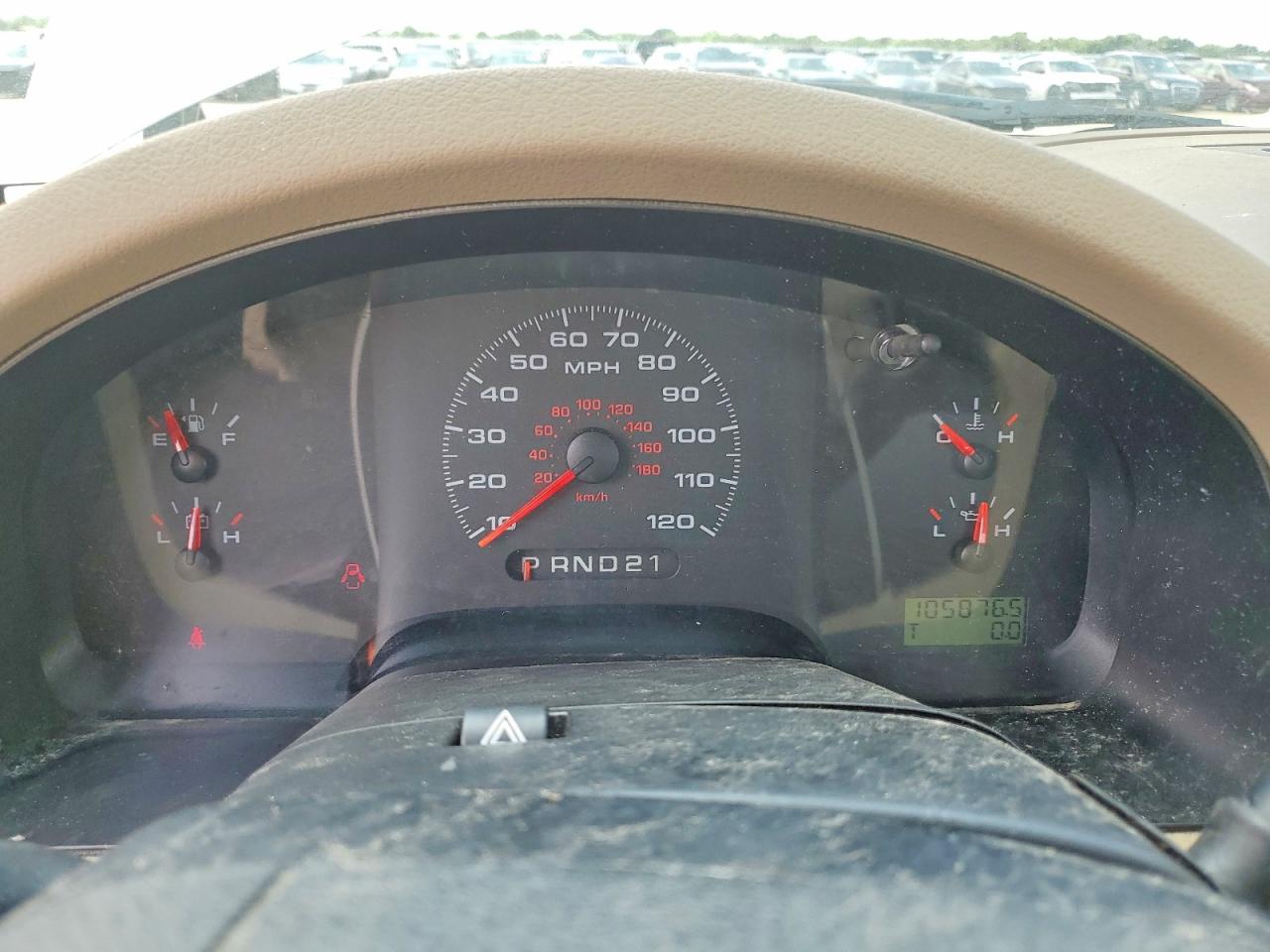 2008 Ford F150 White vin: 1FTRF12W48KB87918