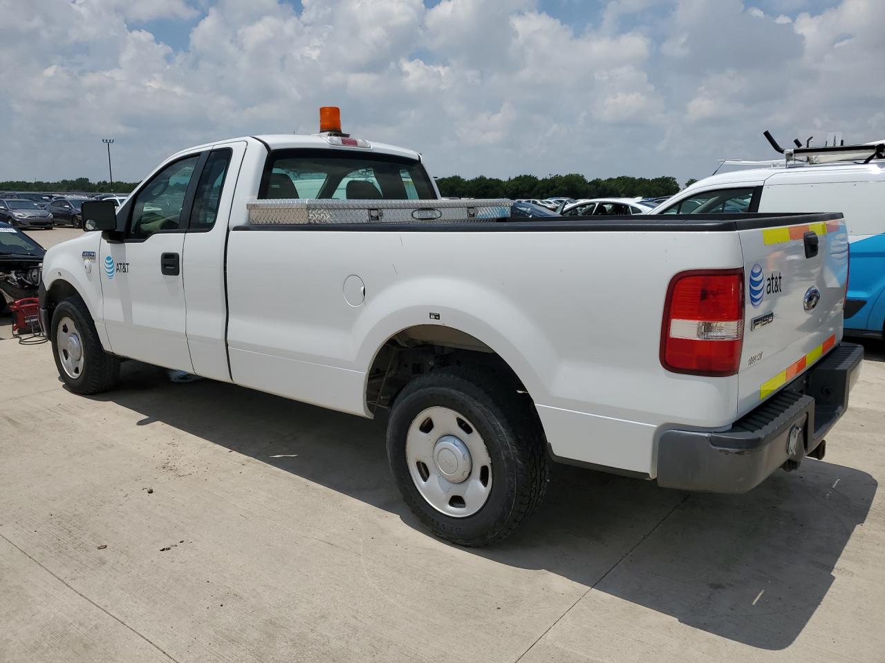 2008 Ford F150 White vin: 1FTRF12W48KB87918 Damage: Left Bed Side, Heavy Scratch, 1 To 2 Inches