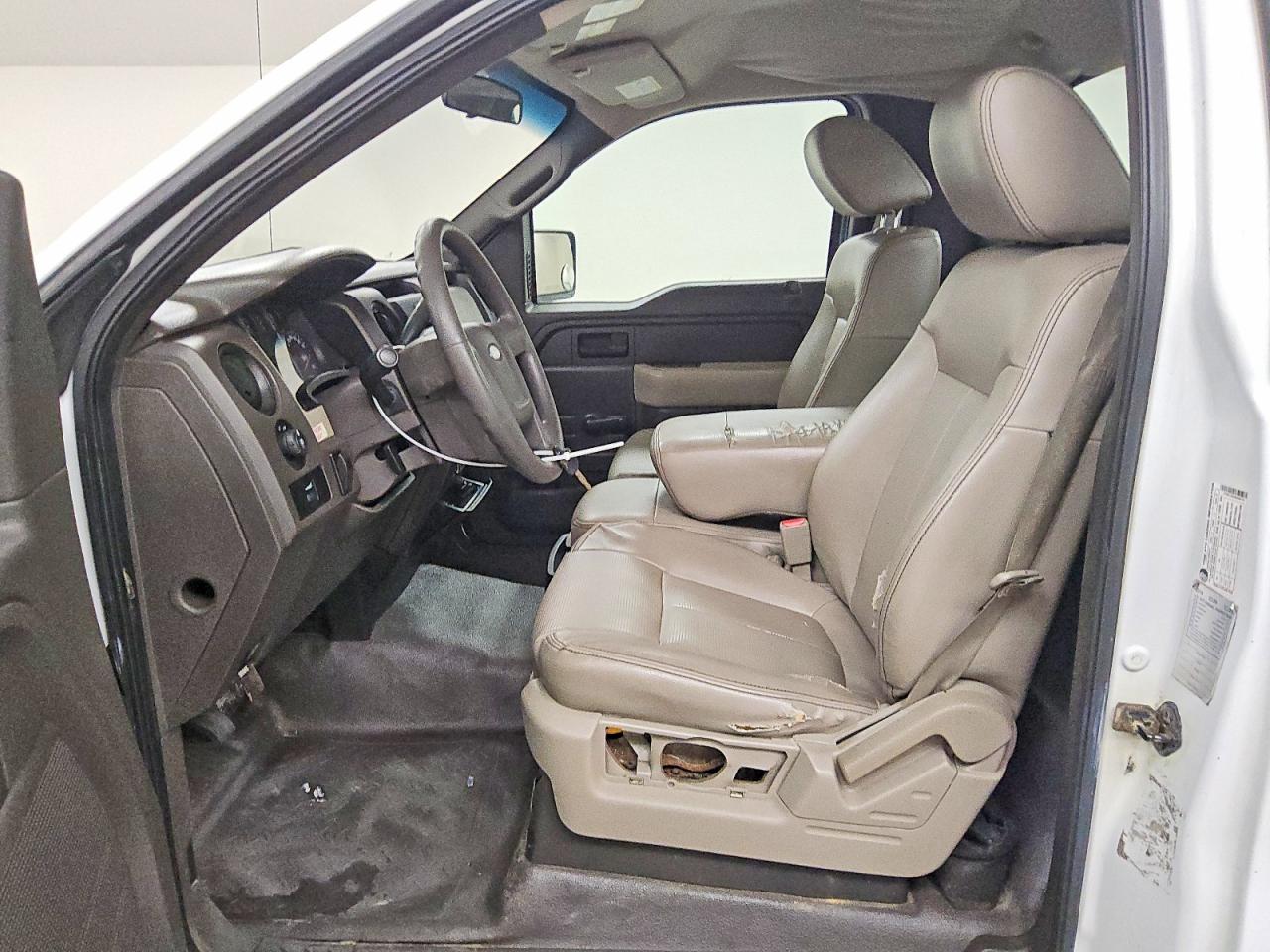 2009 Ford F150 Белый vin: 1FTRF12W49KA89179