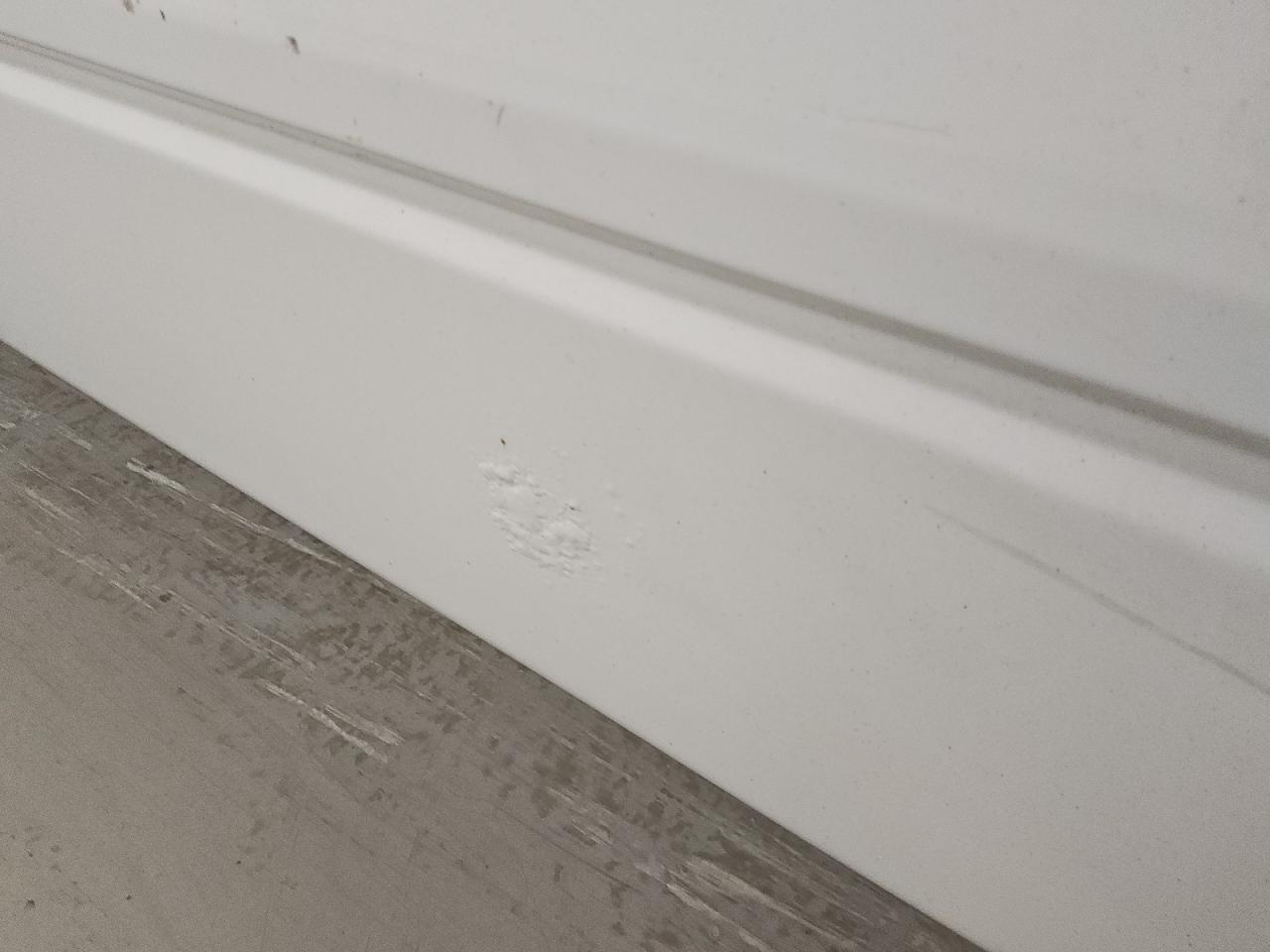 2009 Ford F150 Белый vin: 1FTRF12W49KA89179 Damage: Right Front Door, Rust, 3 To 4 Inches