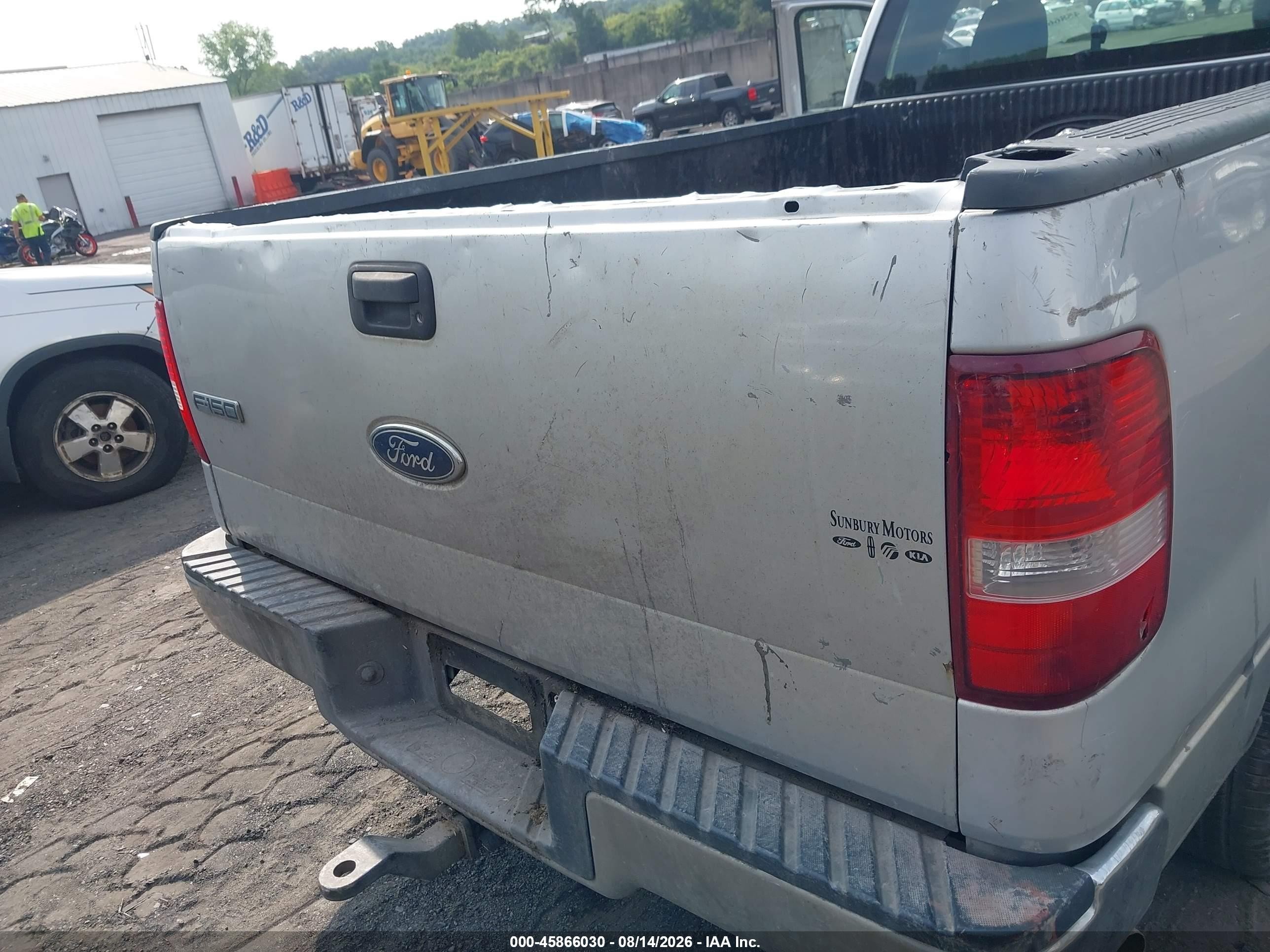 2004 Ford F-150 Stx/xl/xlt Silver vin: 1FTRF12W54NB77925