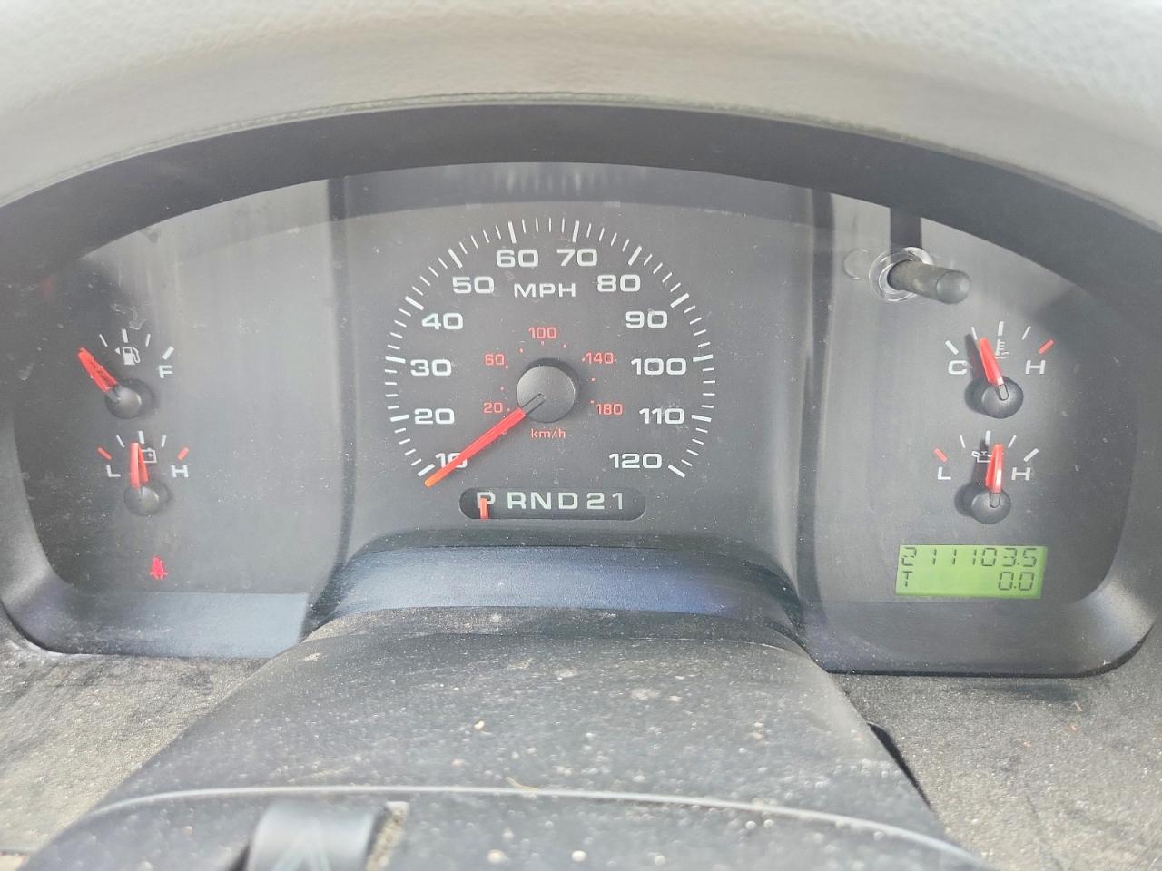 2005 Ford F150 White vin: 1FTRF12W55NB11103
