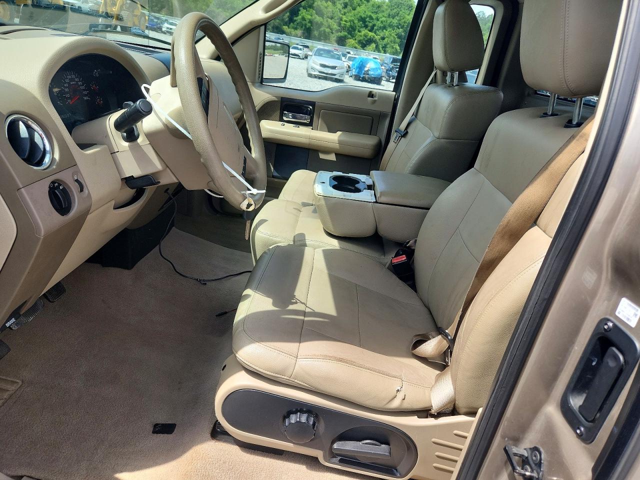 2006 Ford F150 Желто-коричневый vin: 1FTRF12W56NA76208