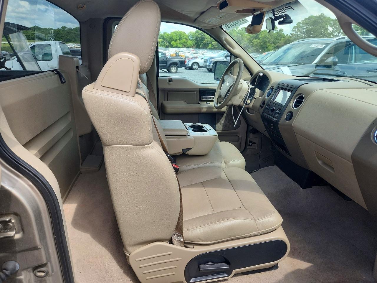 2006 Ford F150 Желто-коричневый vin: 1FTRF12W56NA76208