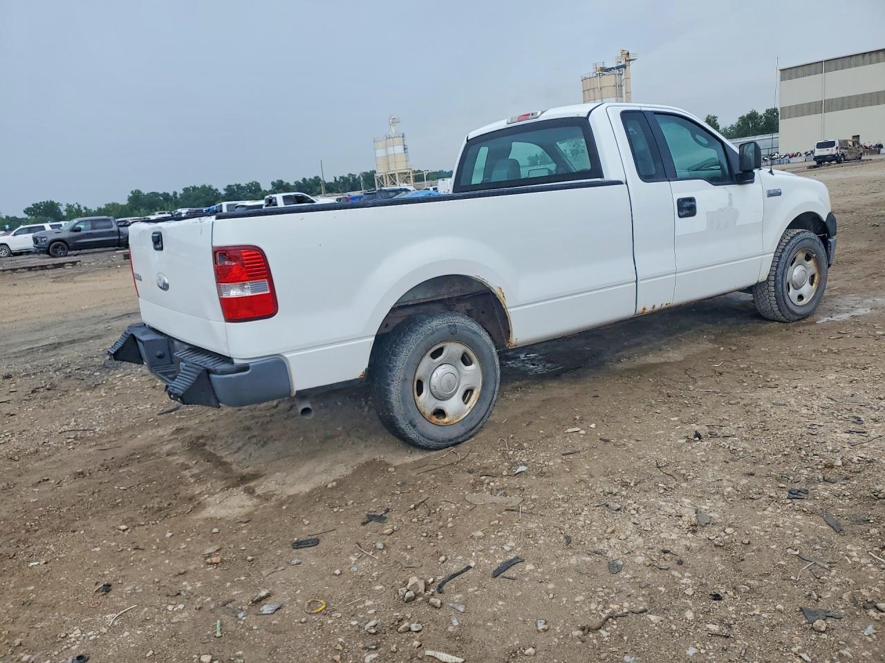2006 Ford F150 Белый vin: 1FTRF12W56NB34477