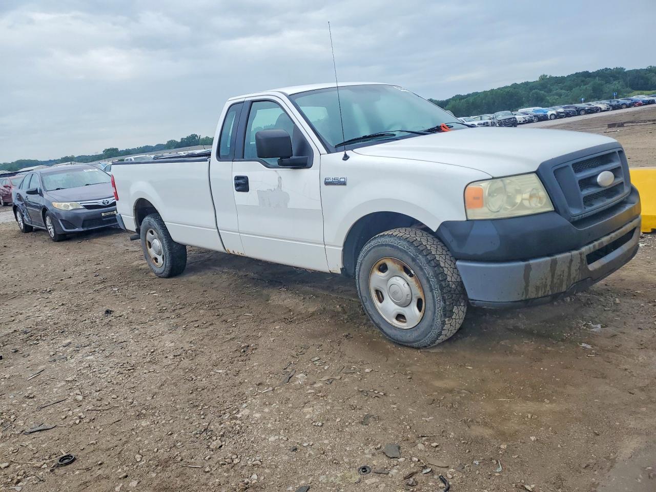 2006 Ford F150 Белый vin: 1FTRF12W56NB34477
