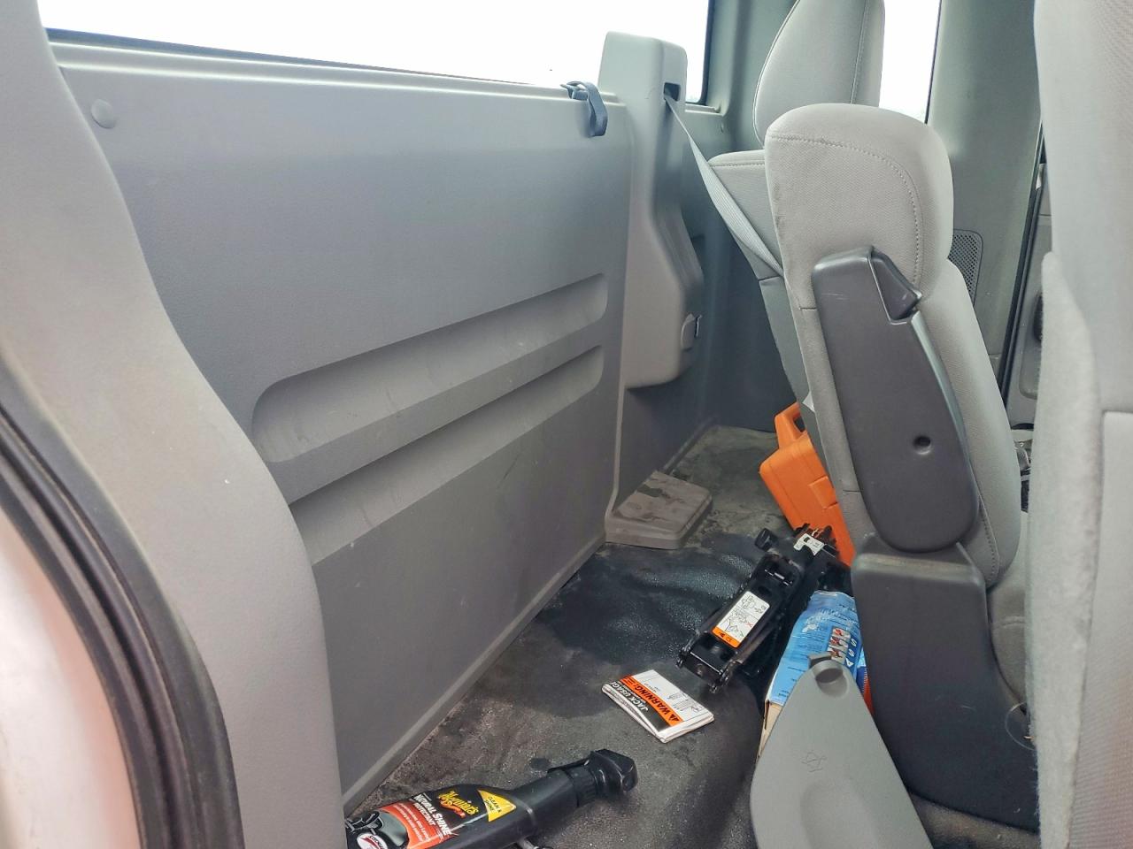 2006 Ford F150 Белый vin: 1FTRF12W56NB34477