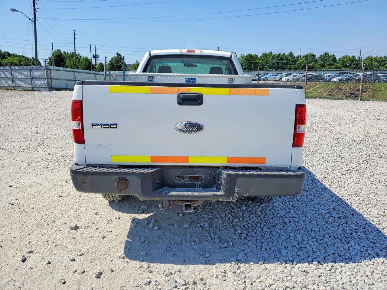 2007 Ford F150 White vin: 1FTRF12W57KD54057