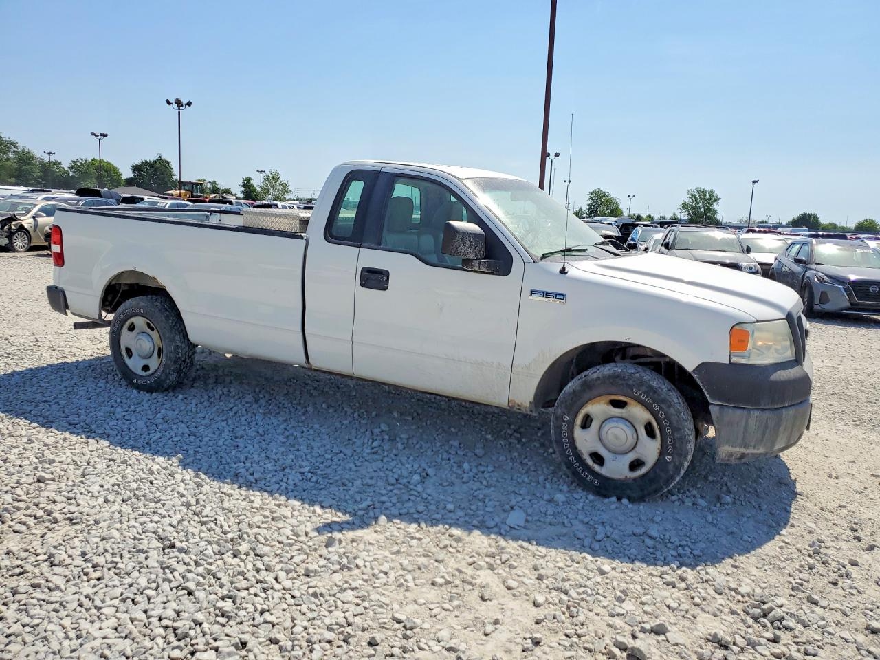 2007 Ford F150 White vin: 1FTRF12W57KD54057