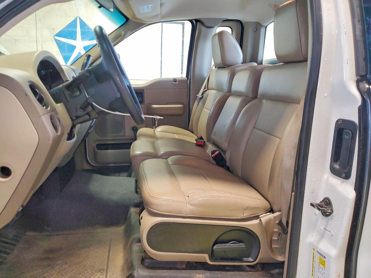 2007 Ford F150 White vin: 1FTRF12W57KD54057
