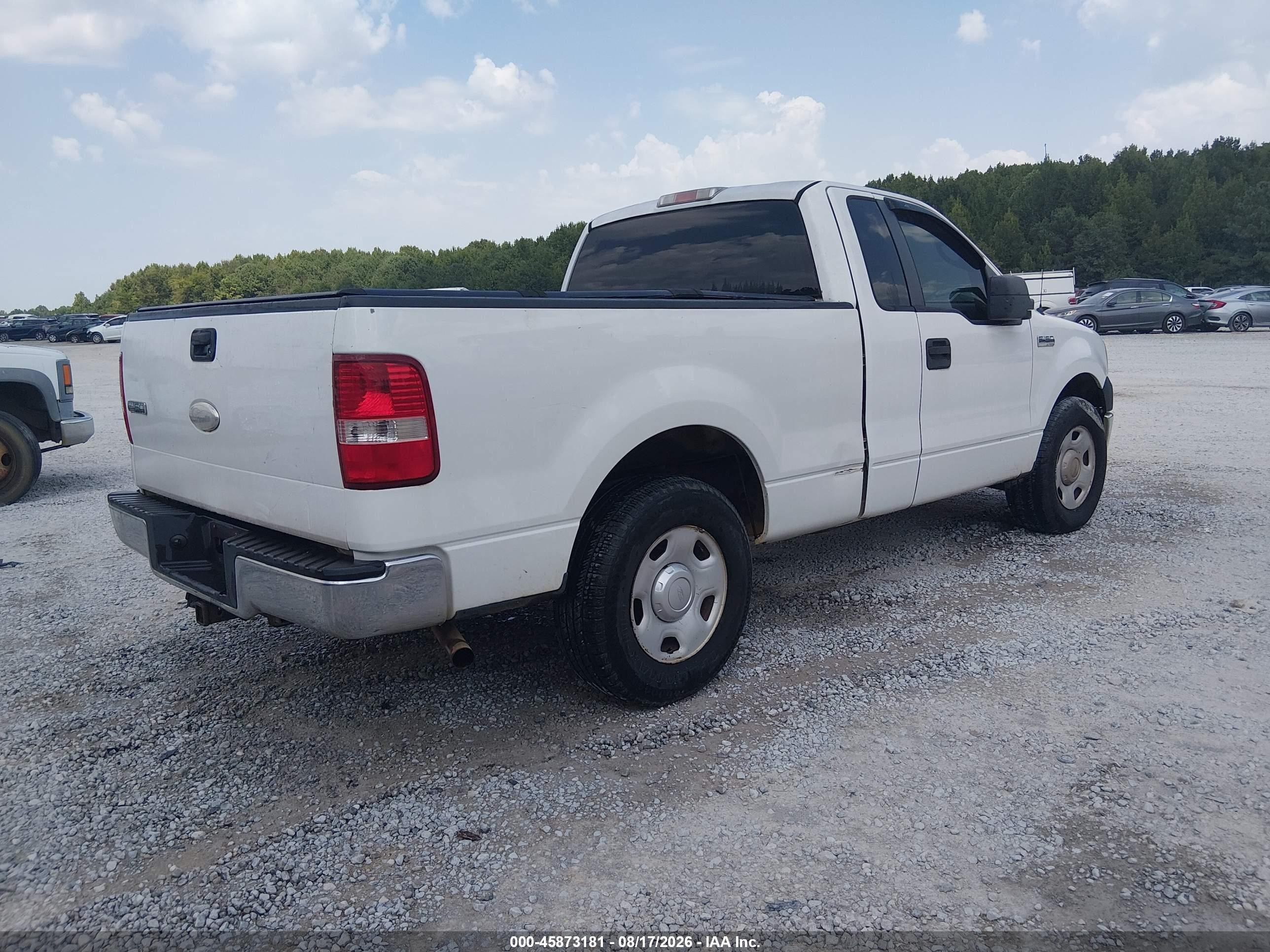 2007 Ford F-150 Stx/xl/xlt White vin: 1FTRF12W57NA46773