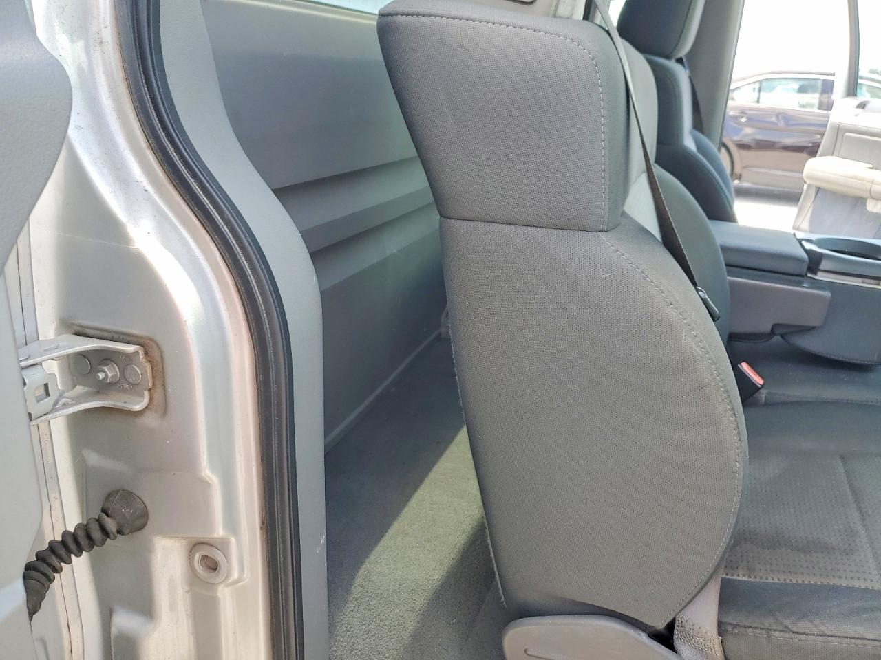 2008 Ford F150 Серебряный vin: 1FTRF12W58KE24898