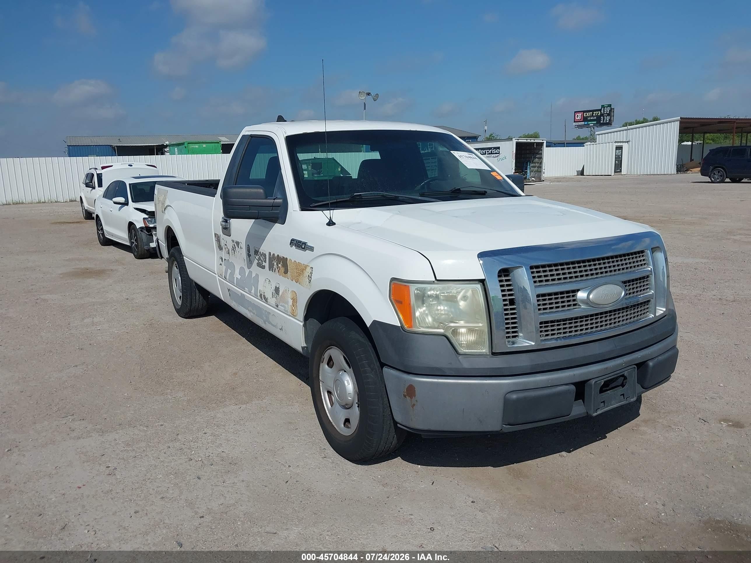 2009 Ford F-150 Stx/xl/xl W/midbox Prep/xlt/xlt W/midbox Prep White vin: 1FTRF12W59KA70379